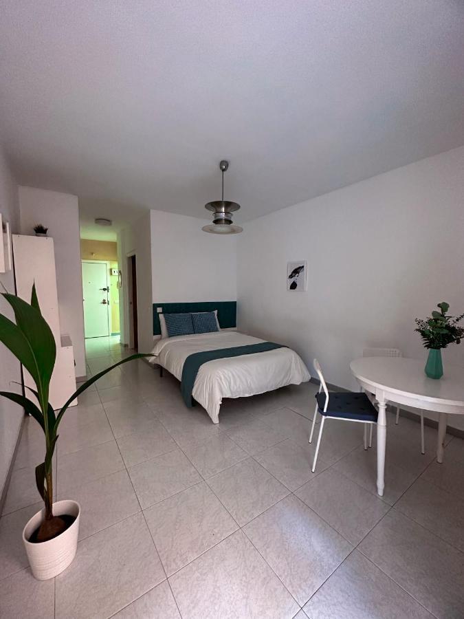 Wonderful Apt With Terrace - 15M Walk Giralda Севилья Экстерьер фото